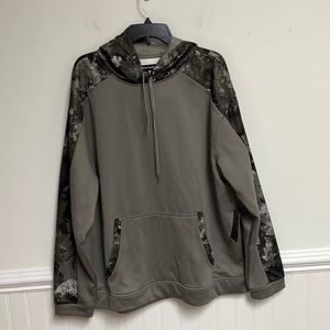 True Timber Men’s XL grey/ Camo Hoodie